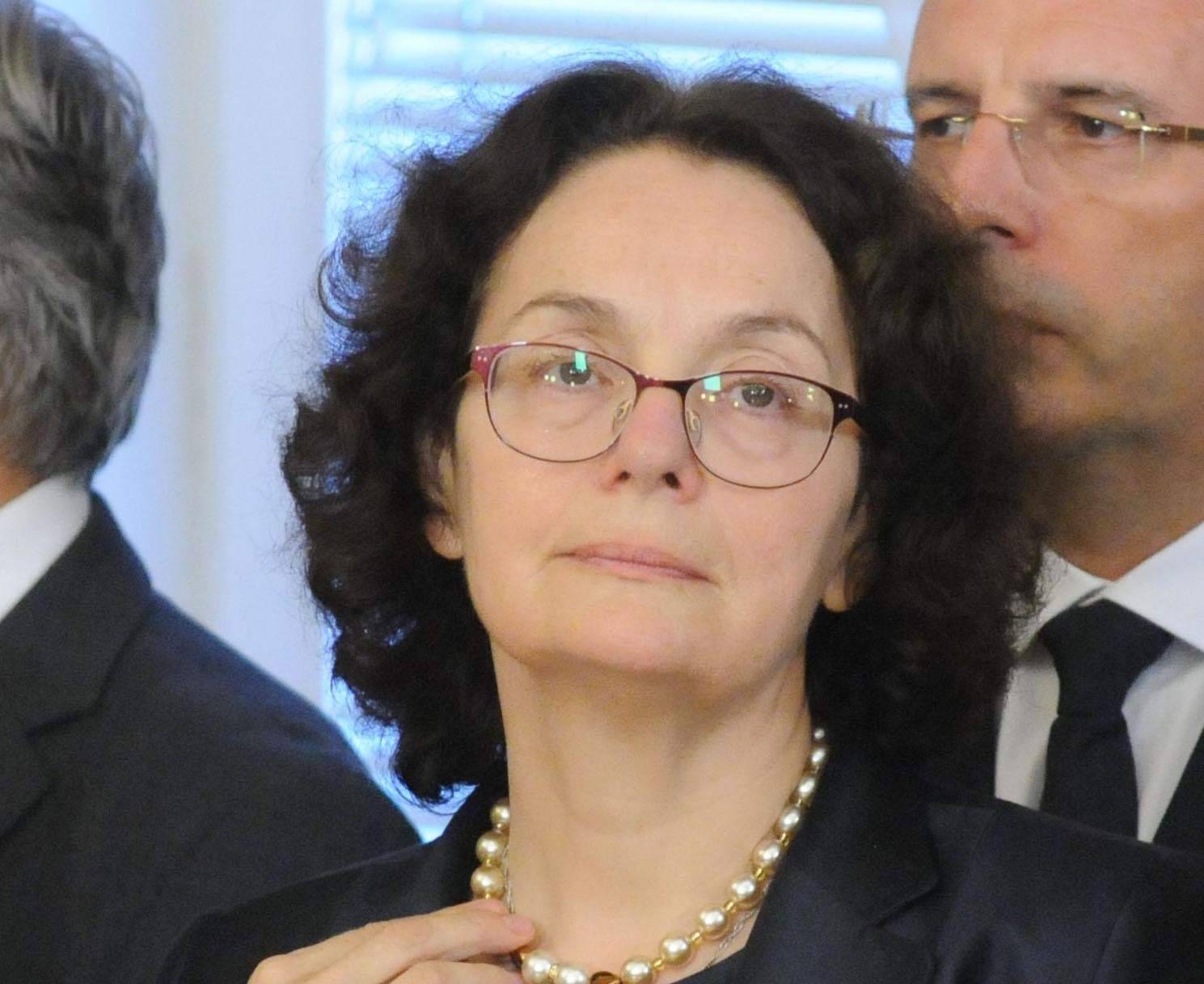  Румяна Коларова 